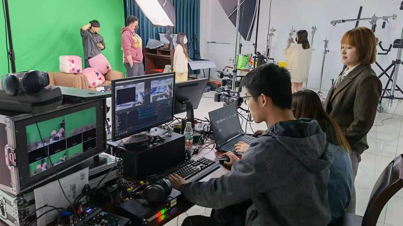 广告传媒公司服务流程揭秘：从策划到投放的全方位解析